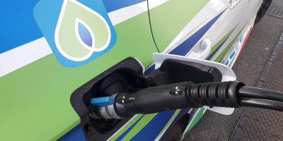 Convenienza del metano rispetto alla benzina, i dettagli del test drive di Piccini Spa